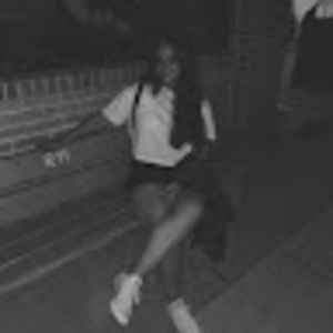 Meet your Posher, Briana